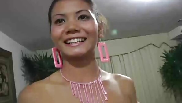 Babele înflăcărate și o pula mare porno cu floci macho sunt ingredientele sexului bun.