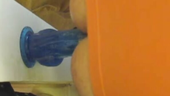 Puiul a făcut sex strălucitor în timpul masajului. filme porno femei cu floci