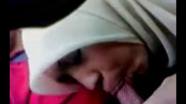 Puii jucăuși sunt jucați cu pasiune cu un vibrator și duc problema până porno pizde cu floci la capăt.